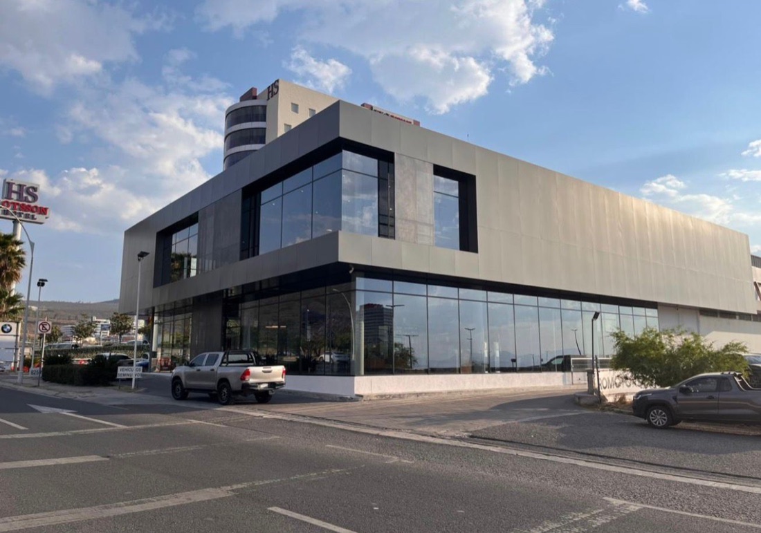 Agencia BMW, León, Gto.