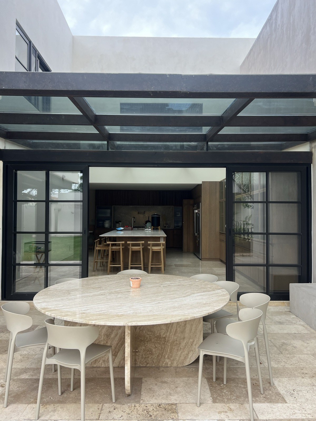 Casa RB — Terraza · cubierta acristalada